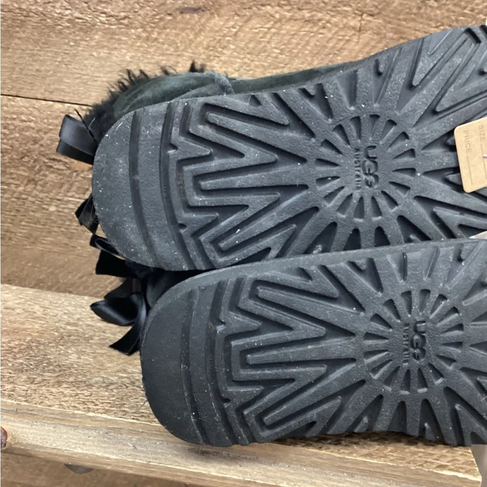 UGG Bailey Bow Black Suede Shearling Boots | Kids 3Y (Estimated)